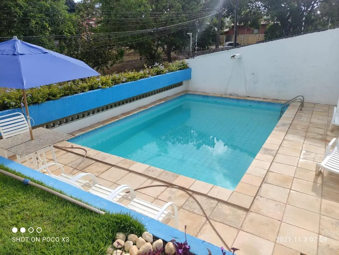 Linda casa de condomínio na praça 21 Pôrto das Galinhas Hébergement de vacances